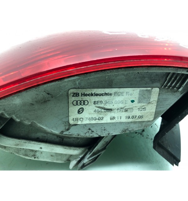 Фонарь задний правый бу для Audi A4 B7 2.0 TDi,  2005 г.