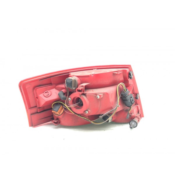 Фонарь задний правый бу для Audi A4 B7 3.0 TDi,  2007 г.