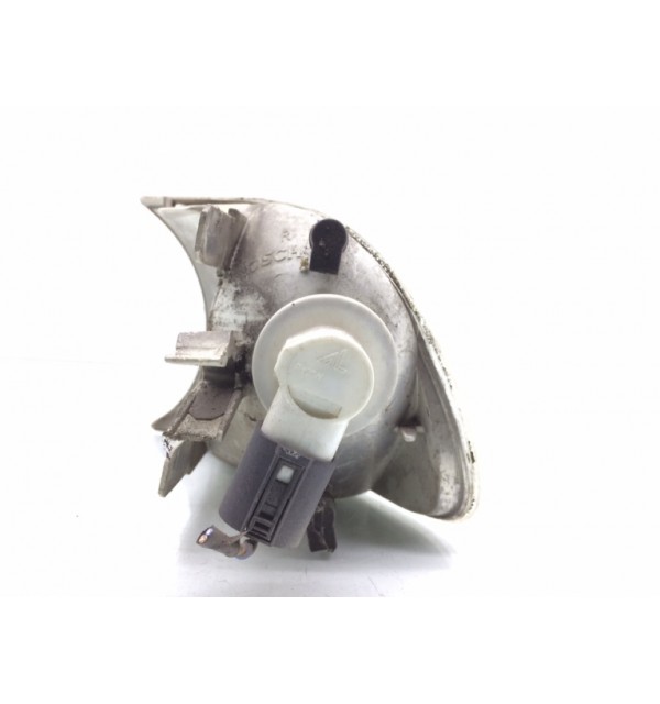 Поворотник правый бу для BMW 3 E46 1.9 i,  2000 г.