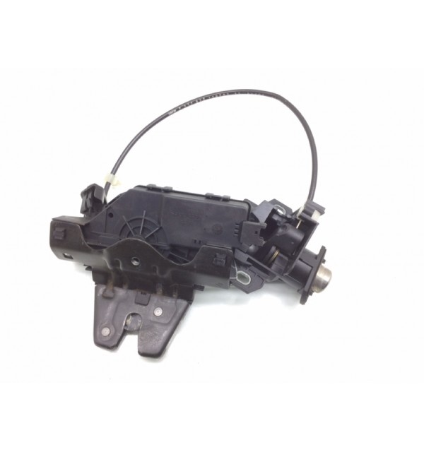 Замок багажника бу для BMW 3 E90/E91/E92/E93 2.0 TD,  2007 г.
