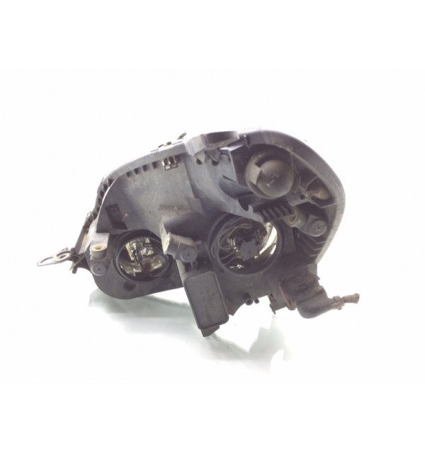 Фара правая бу для Opel Zafira B 1.6 i,  2009 г.