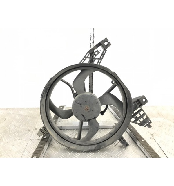 Вентилятор радиатора бу для Nissan Note 1 1.4 i,  2009 г.