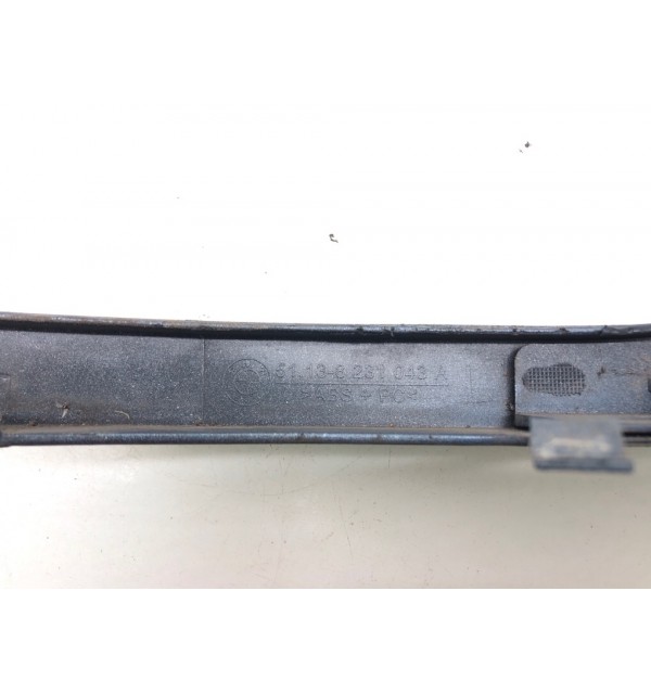 Накладка (ресничка) левой фары бу для BMW 3 E46 2.5 i,  2001 г.