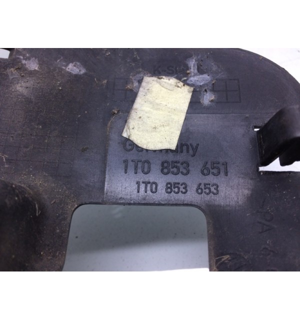 Решетка радиатора бу для Volkswagen Touran 1 1.6 i,  2004 г.