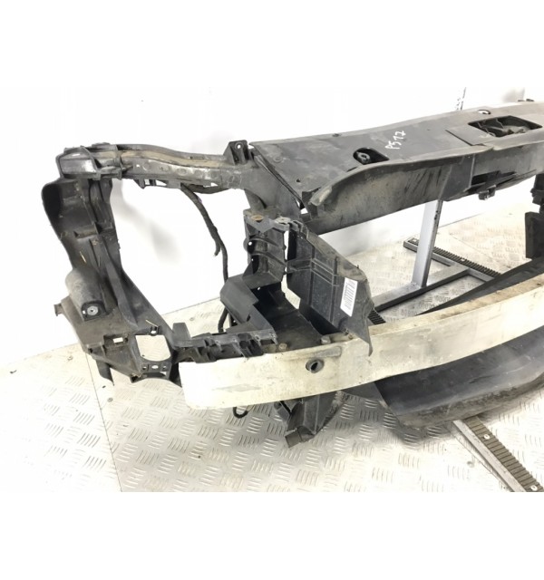 Панель передняя (телевизор) бу для Mercedes B W245 2.0 CDi,  2011 г.