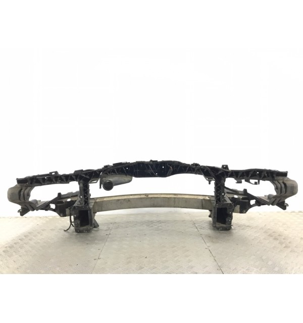 Панель передняя (телевизор) бу для Mercedes B W245 1.7 i,  2010 г.