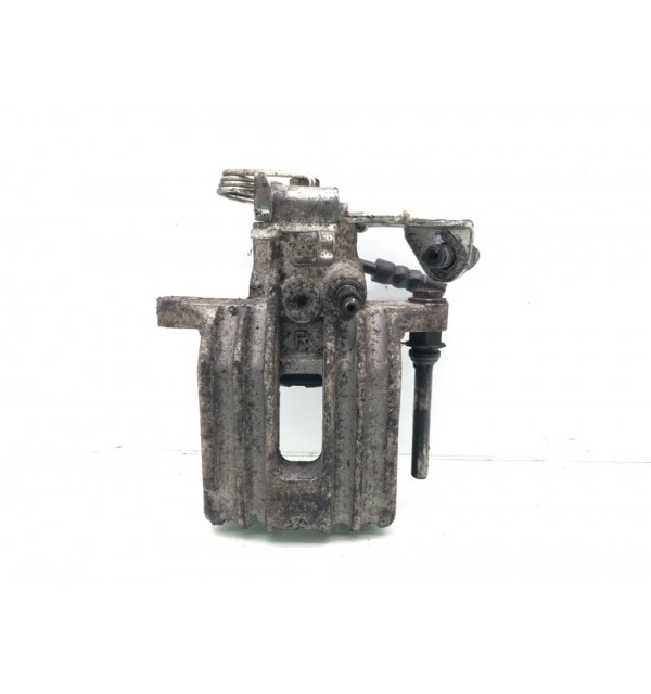 Суппорт задний правый бу для Audi A6 C5 2.5 TDi,  2001 г.