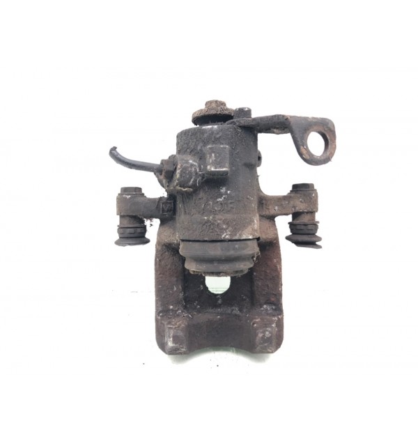 Суппорт задний правый бу для Peugeot 307  1.6 HDi,  2005 г.