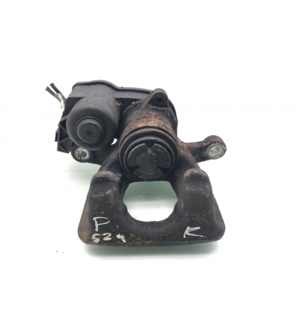 Суппорт задний правый бу для Nissan Qashqai 2 1.5 DCi,  2016 г.