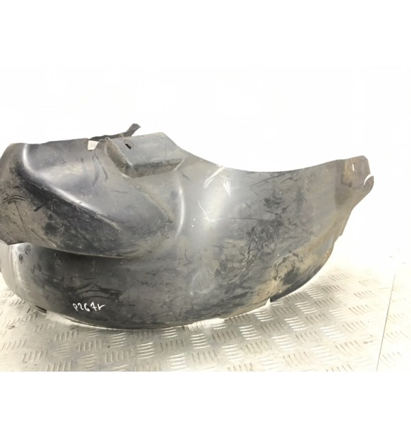 Защита арок передняя левая (подкрылок) бу для Skoda Rapid  1.6 TDi,  2014 г.