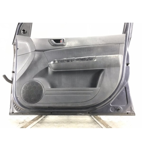 Дверь передняя правая бу для Hyundai Getz 1 1.4 i,  2007 г.