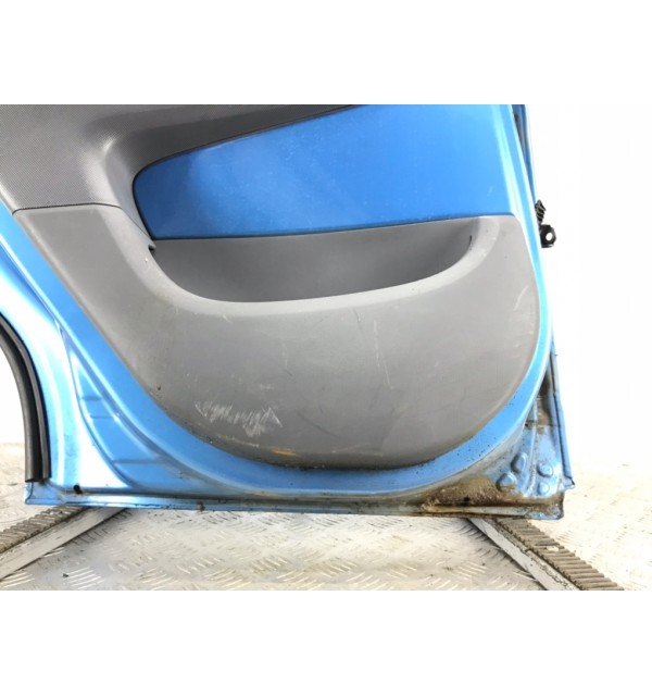 Дверь задняя левая бу для Peugeot 107  1.0 i,  2006 г.