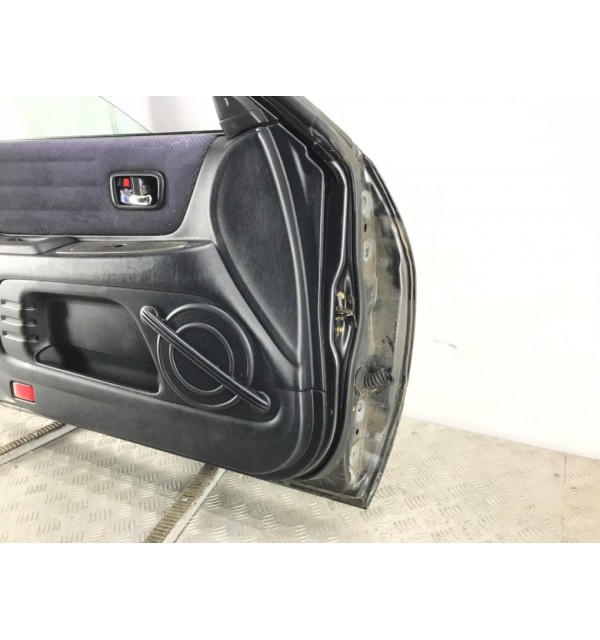 Дверь передняя левая бу для Lexus IS 1 2.0 i,  1999 г.