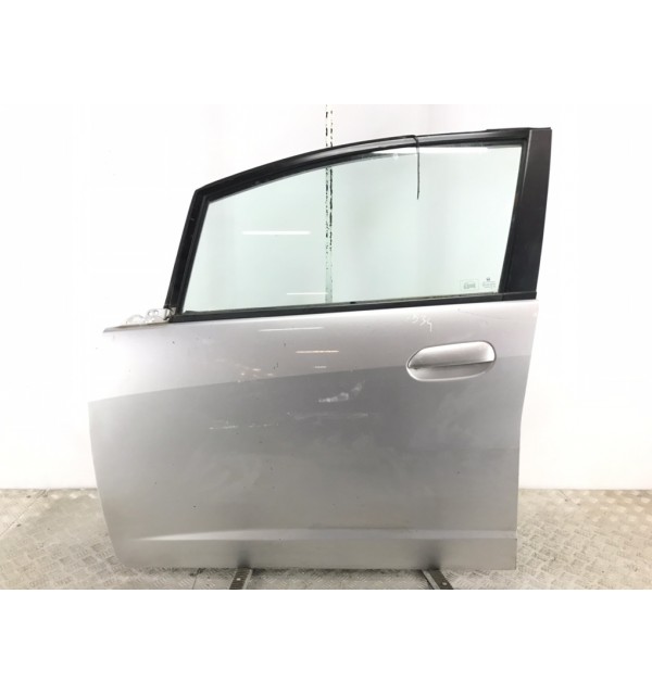 Дверь передняя левая бу для Honda Jazz 2 1.3 i,  2010 г.