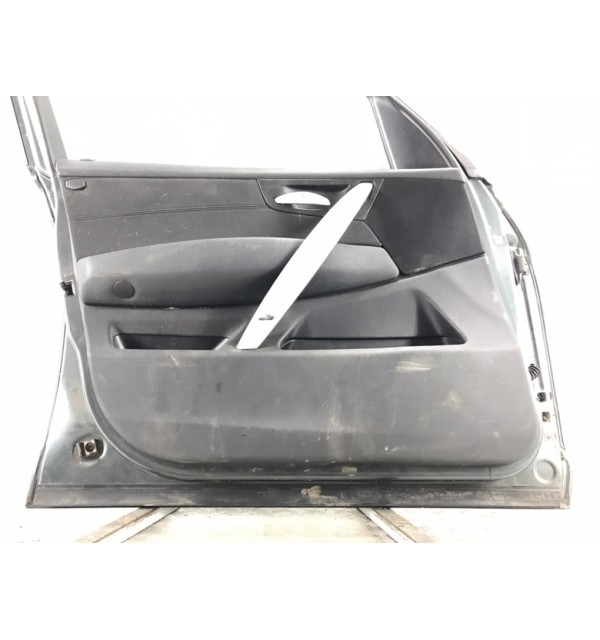 Дверь передняя левая бу для BMW X3 E83 2.0 TD,  2007 г.