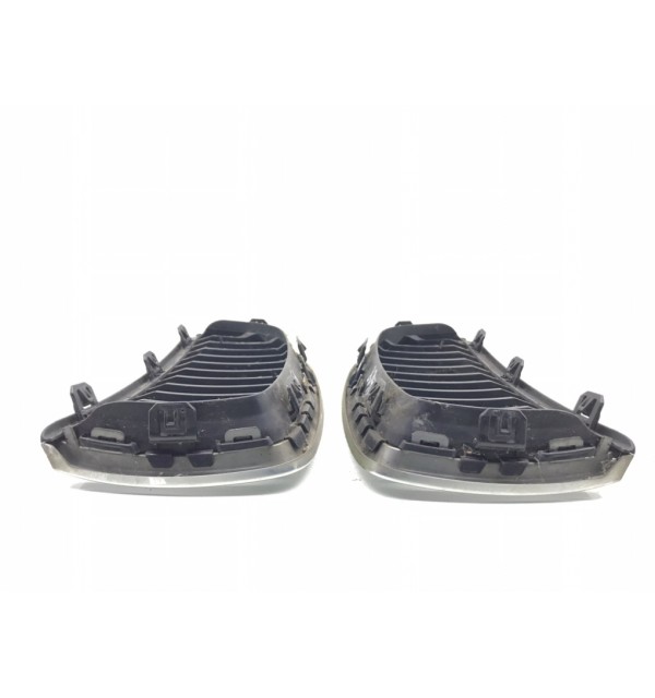 Решетка радиатора бу для BMW 3 E90/E91/E92/E93 2.0 TD,  2005 г.