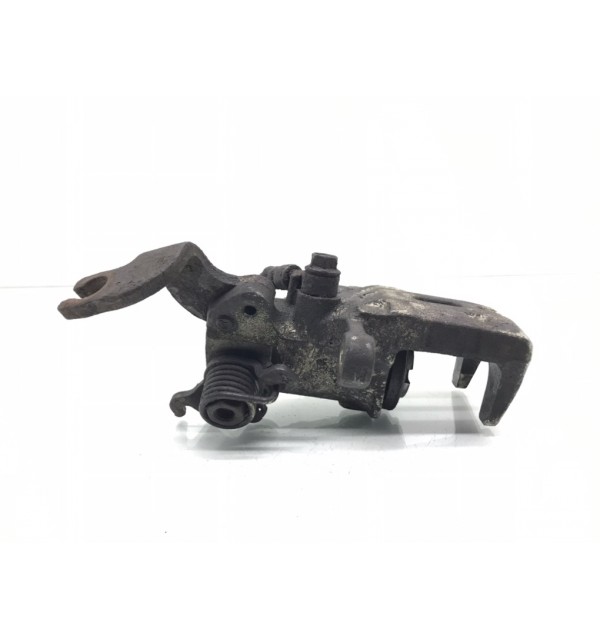 Суппорт задний левый бу для Hyundai Coupe 2 2.0 i,   г.