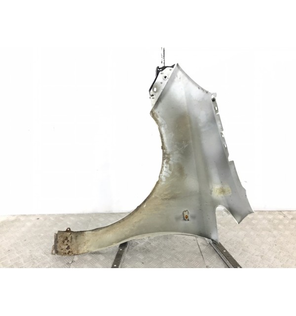 Крыло переднее правое бу для Opel Corsa D 1.2 i,  2010 г.