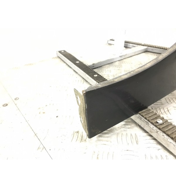 Крыло переднее левое бу для Opel Insignia 1 1.8 i,  2011 г.