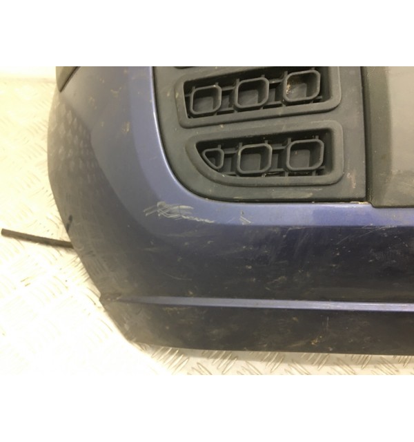 Бампер передний бу для Ford Fusion  1.4 i,  2006 г.