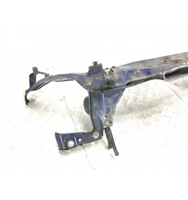 Панель передняя (телевизор) бу для Opel Zafira B 1.7 CDTi,  2011 г.