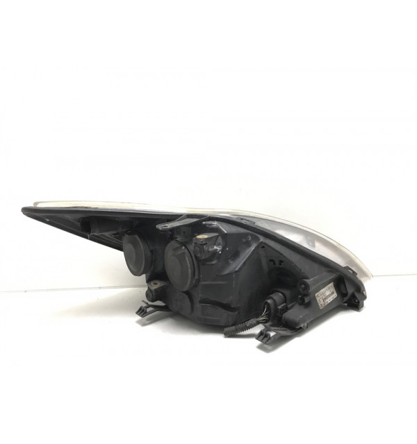 Фара левая бу для Ford Focus 2 2.0 TDCi,  2008 г.