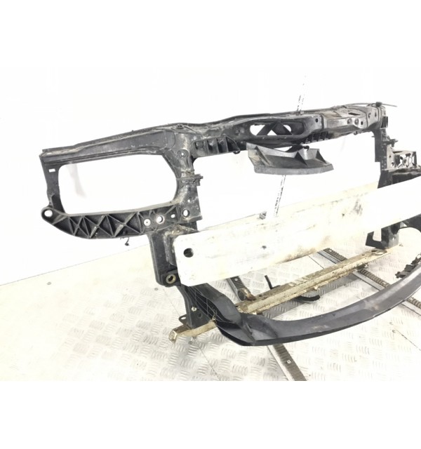 Панель передняя (телевизор) бу для Opel Corsa D 1.3 CDTI,  2010 г.