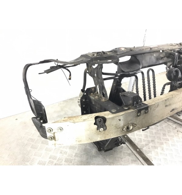 Панель передняя (телевизор) бу для Mercedes C W203 1.8 i,  2004 г.