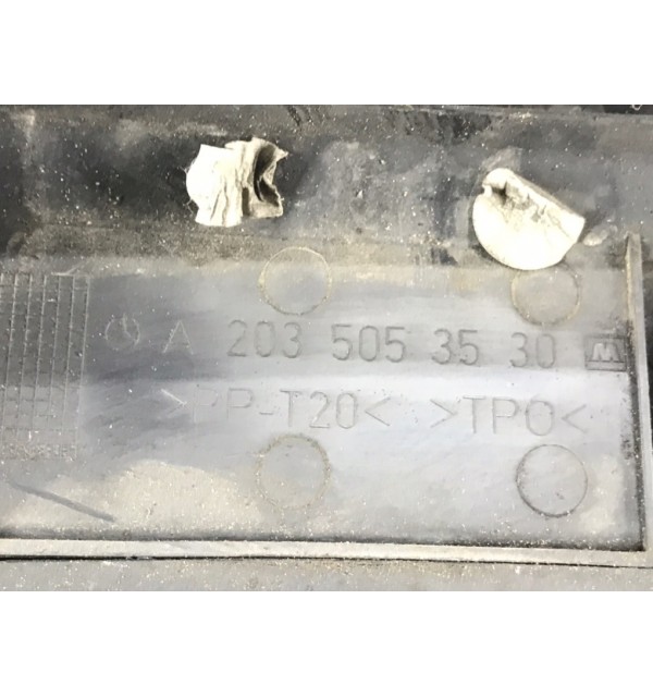 Панель передняя (телевизор) бу для Mercedes C W203 1.8 i,  2004 г.