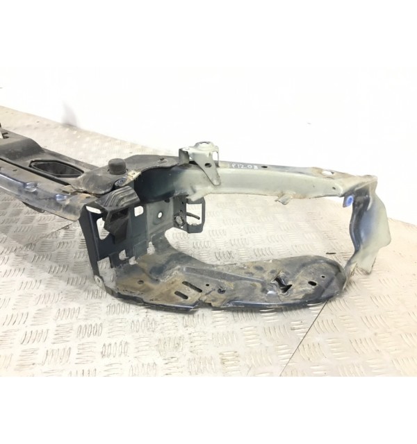 Панель передняя (телевизор) бу для Volvo V50 1 2.0 i,  2008 г.