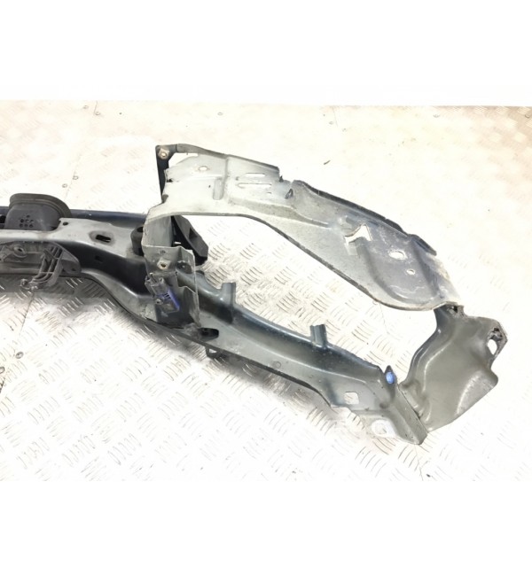 Панель передняя (телевизор) бу для Volvo V50 1 2.0 i,  2008 г.