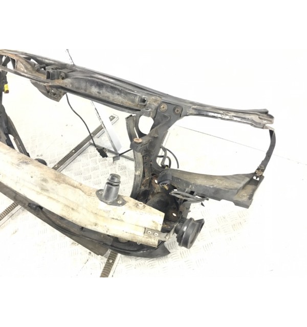 Панель передняя (телевизор) бу для Audi A4 B7 1.9 TDi,  2005 г.