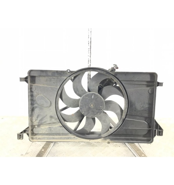Вентилятор радиатора бу для Ford Focus 2 1.6 i,  2009 г.