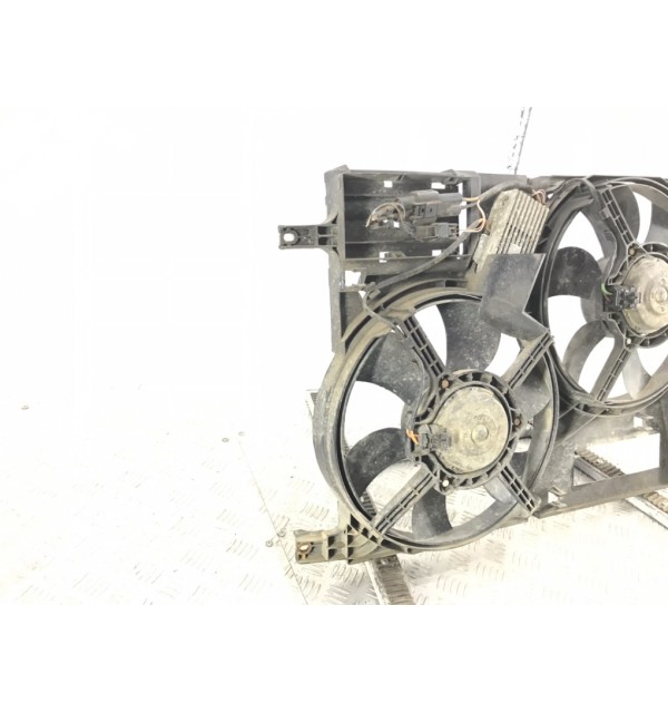 Вентилятор радиатора бу для Land Rover Freelander 1 2.0 TD,  2006 г.