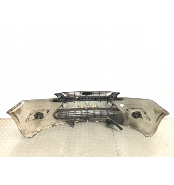 Бампер передний бу для Ford Focus 2 1.6 i,  2009 г.